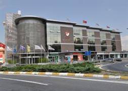 Federasyon 4 takımı düşürdü