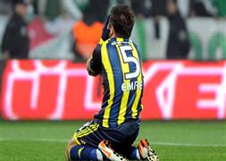 Emre kadro dışı bırakıldı
