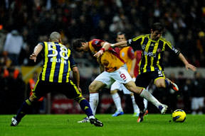 G.Saray-F.Bahçe derbisi 9. sırada