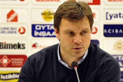 Sağlam: istifa beklemeyin