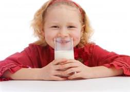 ’Çocuklara süt içirmeyin’ çağrısına tepki