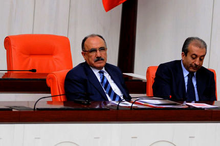 Demokratik açılım sürecek