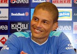 Alex gole sevinmedi mi?