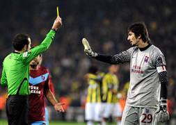 Bir alkış da Volkan Demirel'e...