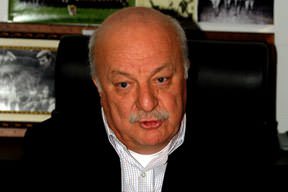 Sadri Şener TFF'ye yüklendi