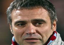 Ersun Yanal geri dönüyor