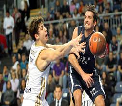 Efes son çeyrekte kaybetti!