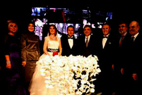 Ünlü düğünde sürpriz