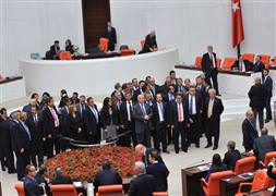 Meclisin yeni yılda gündemi yoğun