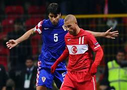 Galatasaray iki yıldızı istiyor