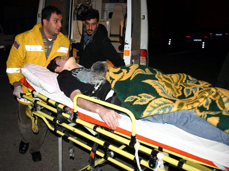 Üniversite öğrencileri kaza geçirdi: 2 ölü, 13 yaralı