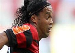 Galatasaray'dan Ronaldinho bombası!