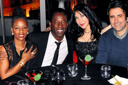 Kırmızıgül’e güzel davet