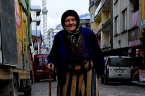 Robinson Nine şehre alışamadı