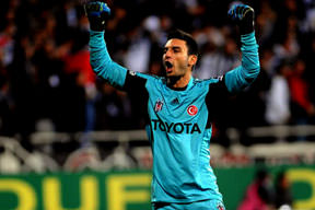 Cenk Gönen kalesini kapattı