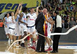 Fenerbahçe Ülker - Anadolu Efes maçı saati değişti