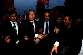 CHP’de 256 imza sancısı