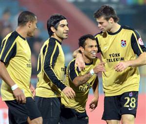 Fırtına kupada da esti