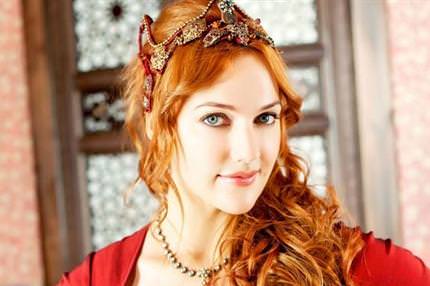 Hürrem kovulmaktan beter oldu