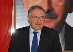 CHP’li Koç, tüzük kurultayı için imza verdi