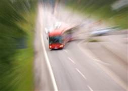 Minibüs şarampole devrildi: 20 yaralı