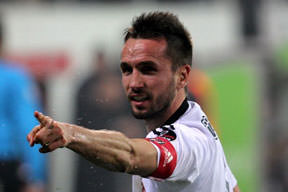 Beşiktaş'ta şok! Sivok sakatlandı