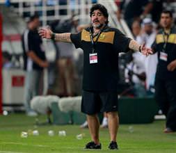 Maradona hastaneye kaldırıldı