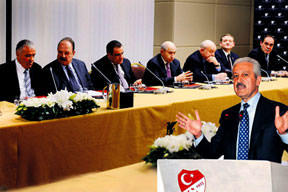 Fener'e -25 kupa Trabzon'a