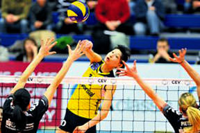 Sarı Melekler Panzer dağıttı