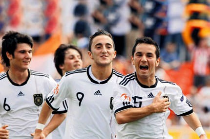 Almanya’da Avcı alarmı