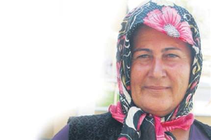 Ayşe Holmes