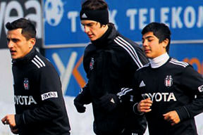 Mustafa idmanı yarım bıraktı