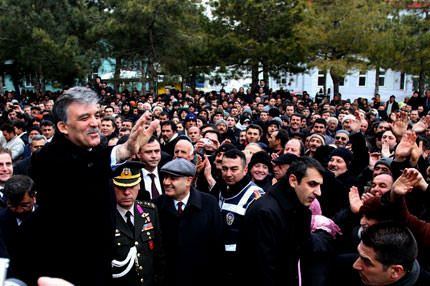 Gül: CHP mahkemeye gidebilir