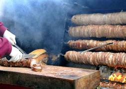 Çinliler kokoreçe de el attılar