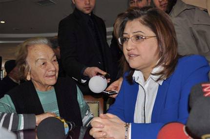 Davos'a ilk kez bir Türk kadın bakan katılıyor