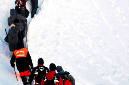 Biri ağlar biri Güler