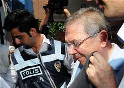 Aziz Yıldırım'dan kritik açıklama