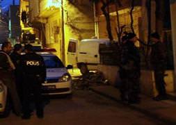 İstanbul polisinden şafak operasyonu