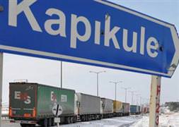 Komşuda yol kapandı Kapıkule kilitlendi