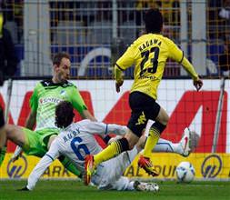 Dortmund takibini sürdürdü!