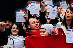 Türk halkı ne yapacağını bilir