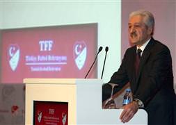 Gözler Mehmet Ali Aydınlar'da