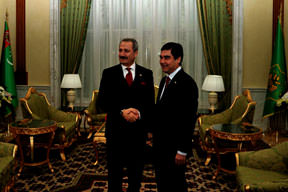 Türkmenistan ticareti yerel paraya dönecek