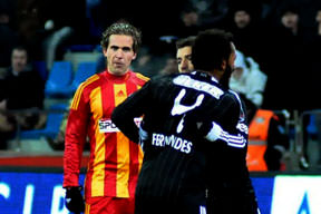 Fernandes derbide sahada