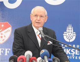 Şenes Erzik: "UEFA izin vermez"
