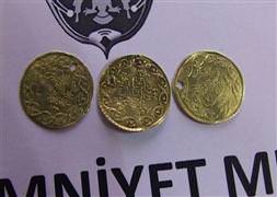 Sahte altınları 'gömü' diye satmışlar