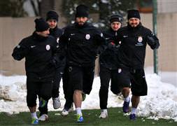 Galatasaray çıkış peşinde