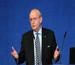 Şenes Erzik, Başbakan ile görüştü