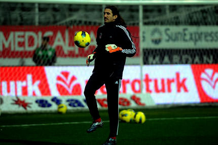 Rüştü kaleyi devralıyor