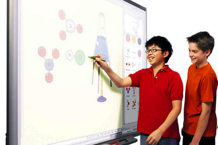 Duvarlar akıllı tahta oldu